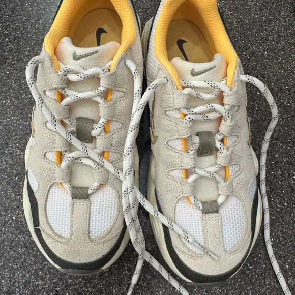 Nike Women's Tech Hera Shoes 6 - Picture 7 of 14